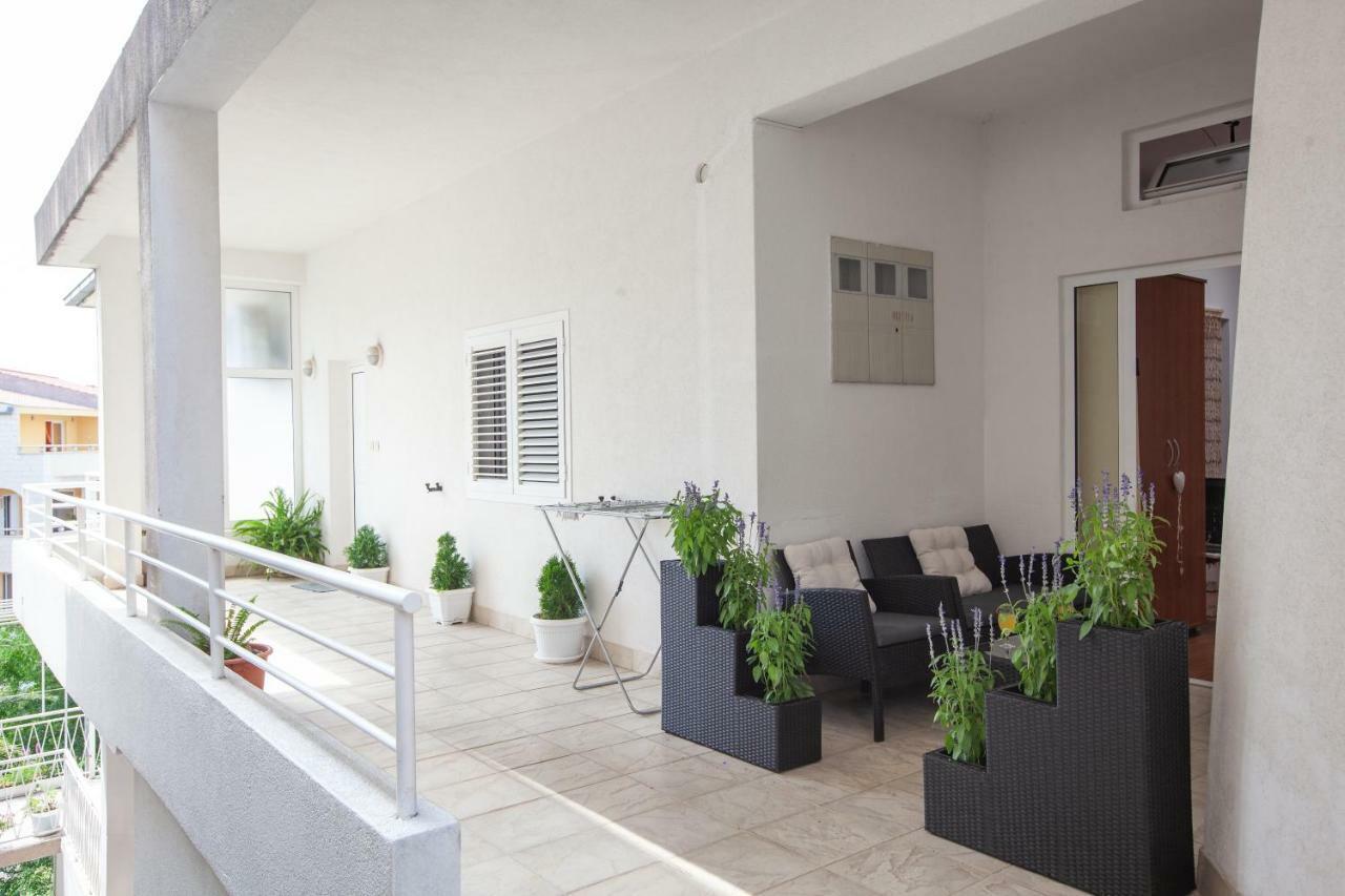 Apartments R Makarska Extérieur photo
