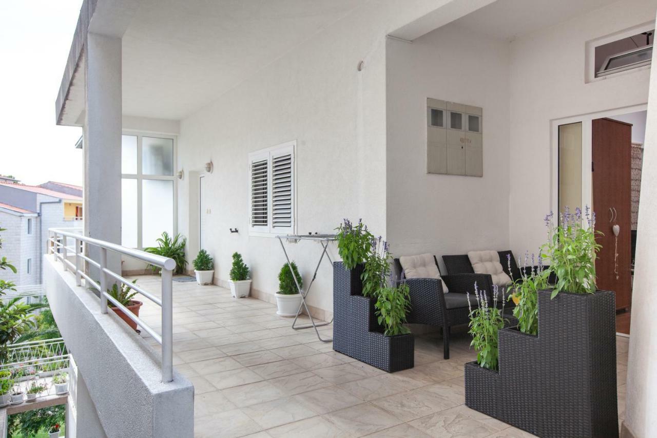 Apartments R Makarska Extérieur photo