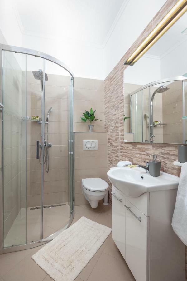 Apartments R Makarska Extérieur photo